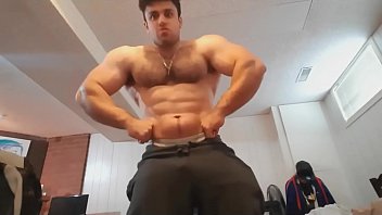 Preview 2 of Xxx Obf - Macho Musculoso Se Exibindo