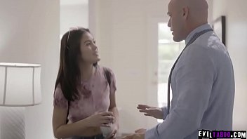 Preview 1 of Shyla Ll Sexy Hd - step Dad gets turned on by seeing her daughter Kendra Spade pisses herself!