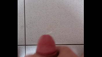 Preview 3 of Hd Beeh - Cara gozando gostoso