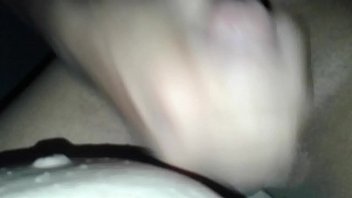 Preview 4 of Busty Allier - una hermosa tetona