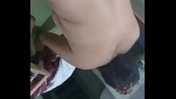 Preview 4 of Maid Filipino - Novios solos en casa