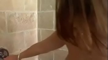 Preview 2 of Dasi Idian Bhabhi Sex Moti - Lexxxi Lockhart Bathing Out With Her Pussy