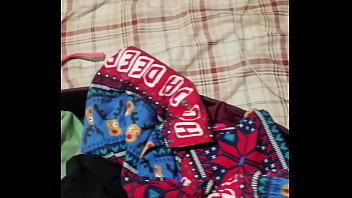 Preview 2 of Teen Fockinng Mouth - Gay panties friends house