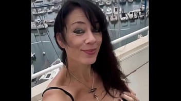 Preview 1 of Deeder Sex Xnex Videos - Hello et une bonne journ&eacute_e