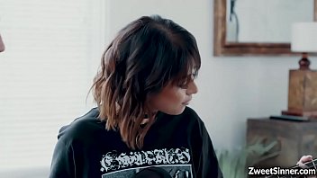Preview 1 of Arooj Xnxx - Penelope Reed challenges her guitar tutor to give into temptation and just fuck her.Her wet pussy sets him into overdrive and let him cum inside her.