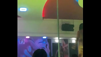 Preview 1 of Julia Hond - El puente guayaquil- The bridge night club