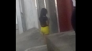 Preview 1 of Horoporn - Novinho gay testando o p&ecirc_nis de b.