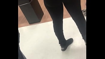 Preview 2 of Czech Teenie - Baltimore Walmart Thot Ass Shakin