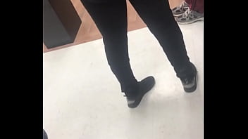 Preview 1 of Czech Teenie - Baltimore Walmart Thot Ass Shakin