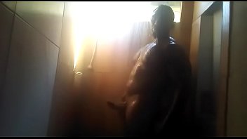 Preview 1 of Lesbain Mom - Banho gostoso love boy 2