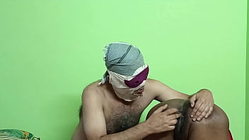 Preview 4 of Arav Womna - Black Indian housewife sucking anus
