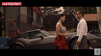 Preview 2 of Saggy Kiss - It&#039_s Time To Fuck Me - Aletta Ocean