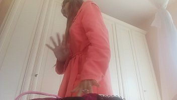 Preview 2 of Alurajonsan - you re a pervertite that jerk off on my panties! i&#039_ll punish you with my farts on your face!