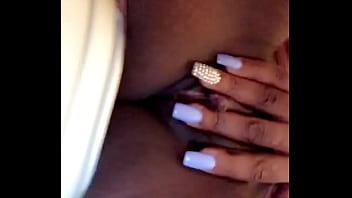 Preview 2 of Doggirlsexy - Finger fuccin