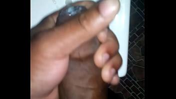 Preview 3 of Toll Women Sex Big Ass - Me jerking. Need ladies to make videos with