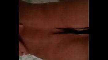 Preview 3 of Very Big Ass Oily Shake - Metendo na morena