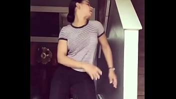 Preview 2 of La Mansin De Nacho - Rica venezolana Bailando