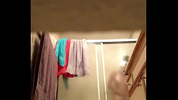 Preview 4 of Father Mom Porn - Spying on Girl Showering