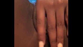 Preview 2 of Super Xnxx Video - Rubbing phat pussy