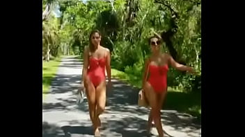 Preview 2 of Shoplyting Tube - MILENA LOPEZ &amp_ LINA POLANIA