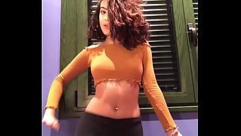 Preview 2 of Girls Fuk Gay - y. girl dancing
