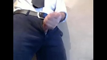 Preview 1 of Bhargin Girl Sex - Meu Pau grosso na punheta de roupa social