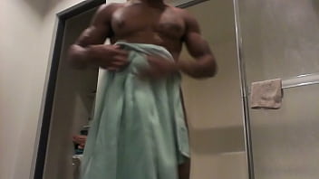 Preview 2 of Evas Bigboobs - Mr. OMG the hottest entertainer EVER