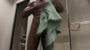 Preview 1 of Evas Bigboobs - Mr. OMG the hottest entertainer EVER