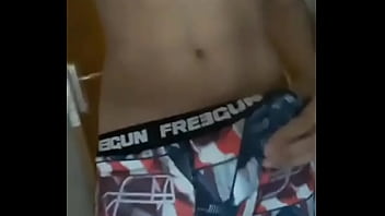 Preview 2 of Zsz Xxx Hdhd Xxxxxhdhd - Filho da puta batendo bromha