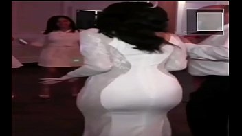 Preview 2 of Boy Di Perkosa Mom - Great Huge Ass nWedding Dress Dance