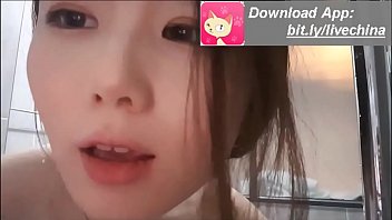 Preview 4 of Chloe Reese Carter 6 - Cute Chinese Girl live cam matsubasion in bathroom