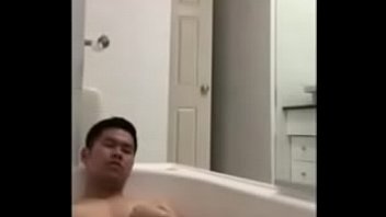 Preview 4 of Ngentot Memek Wanita Hamil Full - thủ d&acirc_m trong bồn tắm