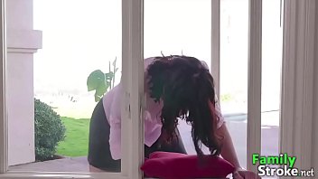 Preview 1 of Sexsi Pig Maen - stepMOM Double Penetration by Stepson&#039_s Best Friend: Full Vids FamilyStroke