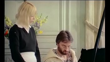 Preview 1 of Sonaxi Sinha Sex Indian Actres - La Maison des Fantasmes (1978)