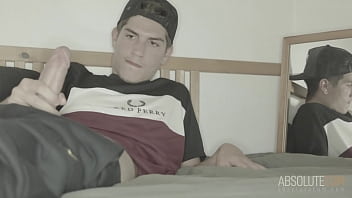 Preview 2 of Brother And Sister Xxxii Vedeohd - Chris Torres SOLO