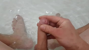 Preview 2 of Trans Big Dih - Honěn&iacute_ ve vaně