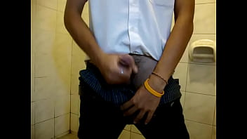 Preview 1 of Sexi Lesbian Big Tit - Thai Boy