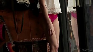 Preview 2 of Porn Hijab Video - METART - American beauty Araya Acosta