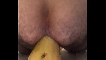 Preview 4 of Saude Arb Sex Video In Liverpool - Como gozo abri&eacute_ndome el culo sauron195