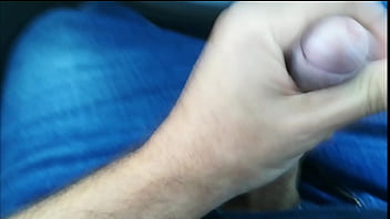 Preview 2 of Xxxsexyfuck - Paja mientras conduzco sin manos en publico