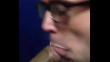 Preview 2 of Jodie West Does Anal - Tomando leitinho direto da fonte e limpando o pau do gostoso