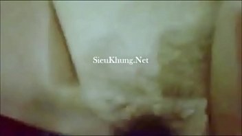 Preview 3 of Two Black Sneak - x&atilde_ giao với b&agrave_ chị qu&aacute_ ph&ecirc_