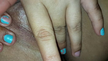Preview 2 of Noughty Amricans - Metiendome el dedo
