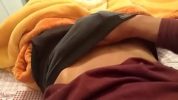 Preview 2 of Kinkysexbox - Novinho mostrando o pau
