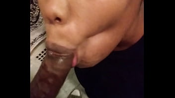 Preview 1 of Taiwan B - She can suck