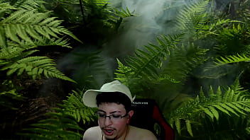 Preview 1 of Wowmomsex - O ICE T&Aacute_ PISO E EU T&Ocirc_ LISO IGUAL UM BOA NOITE