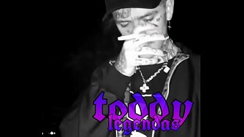 Preview 1 of Newxxxmuvi Hi - White girl Lil peep legendado