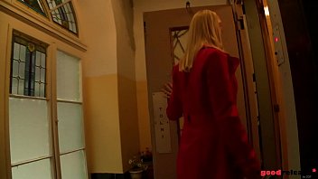 Preview 1 of Red Lipistic Kiss - Squirting patient Cherry Kiss rides her therapist&#039_s cock with her asshole