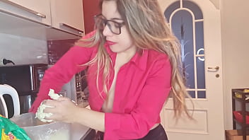 Preview 4 of Bagla Poran - video que you tube excluiu ,  safada na cozinha paga peitinho