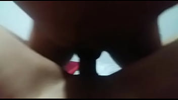Preview 1 of Spying Bathing Mom - De visita bogota